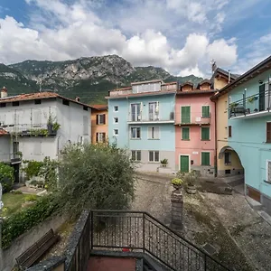  Apartment Casa Royale Terra Italien